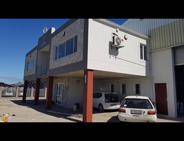 480M² FACTORY TO LET IN SAXENBURG PARK 2